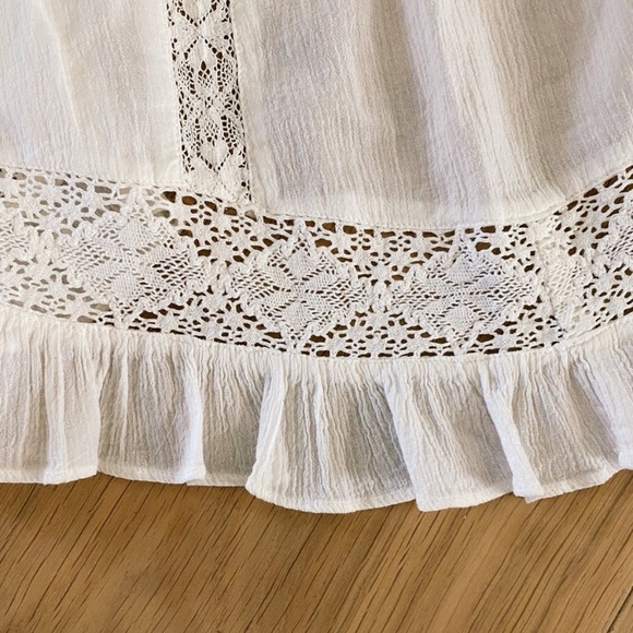 New Free People Eyelet Lace Open Back Gauzy White Crochet Ruffle Hem Tank Top M - Picture 4 of 5